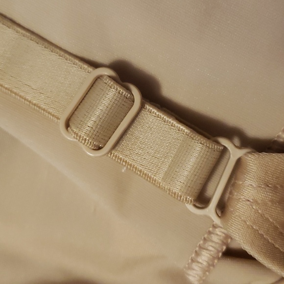 Open Bust Shaping Slip w/ Gripper Hem - Picture 4 of 5